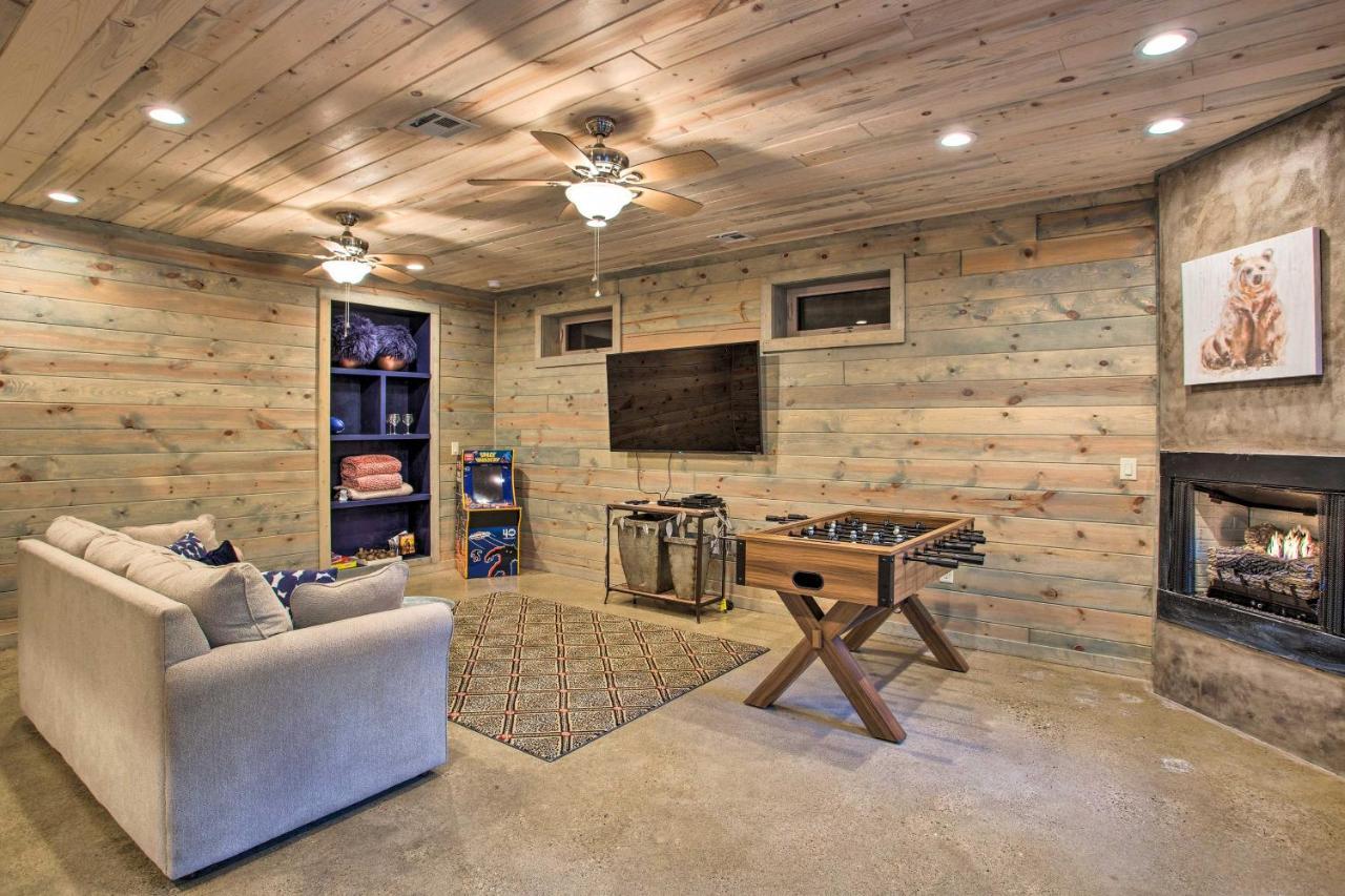 Luxe Broken Bow Cabin Game Room, Fire Pit And Deck! Экстерьер фото